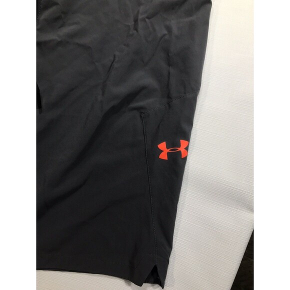 Under Armour Board Shorts Size Medium Heat Gear Swim Shorts - Picture 4 of 5
